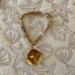 Midcentury 1950’s KRAMER Gold-Tone Bracelet with Pearl Accents